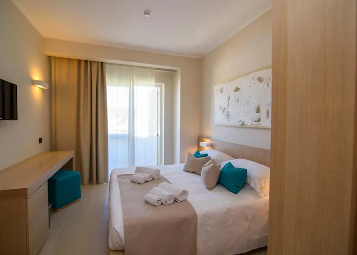 Grand President Hotel 4*