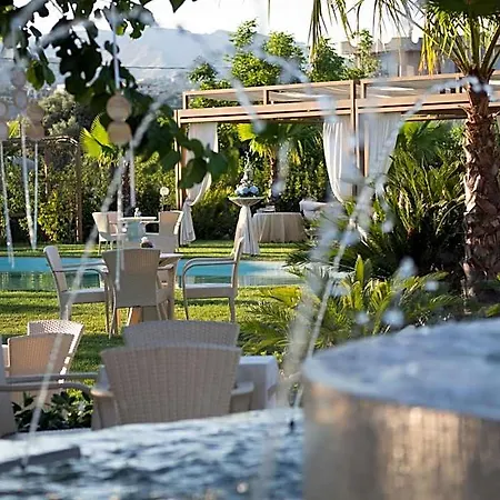 Hotel Grand President 4*
