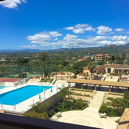 Grand President Hotel 4*