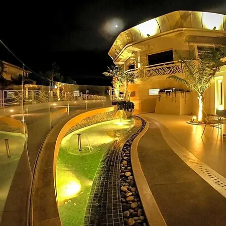 Hotel Grand President 4*