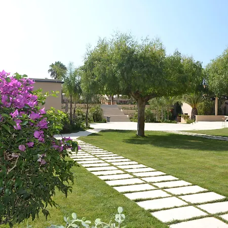 Grand President Hotel 4*