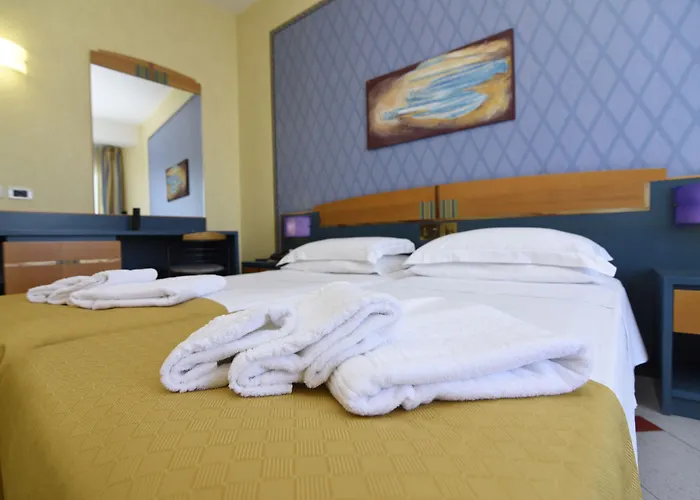 Grand President Hotel 4*